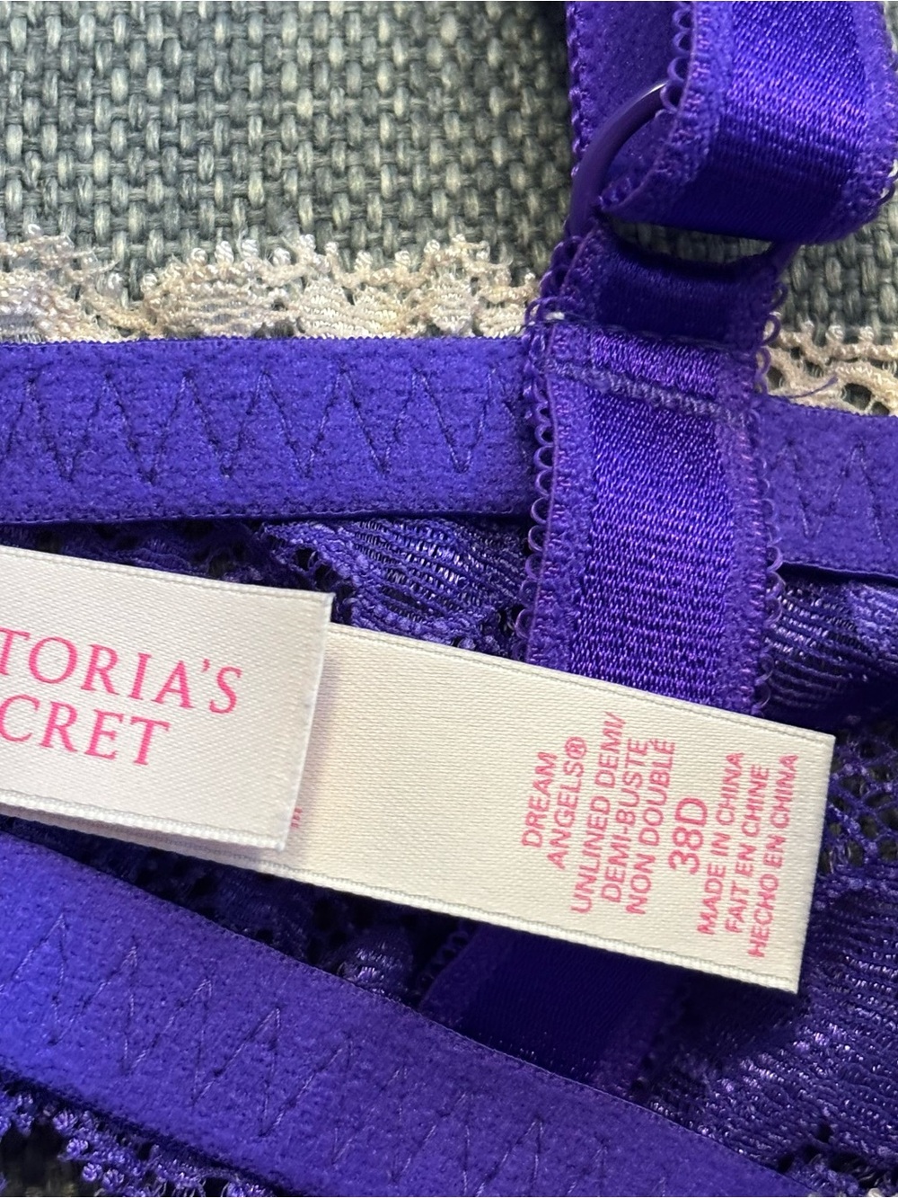 Victoria's Secret Bra, Dream Angels Violet Lace Underwire with Cream Trim, 38D - Picture 2 of 8